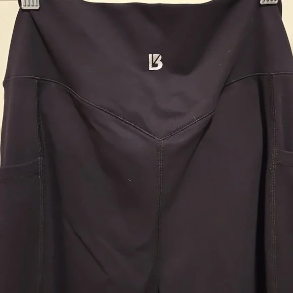 BuffBunny Collection Black Cropped 26” High Waist Leggings Size Large Pockets - Picture 7 of 7